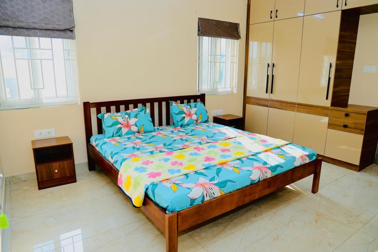 Swayamkrushi 4Th Floor Apartment Hyderabad Exterior photo